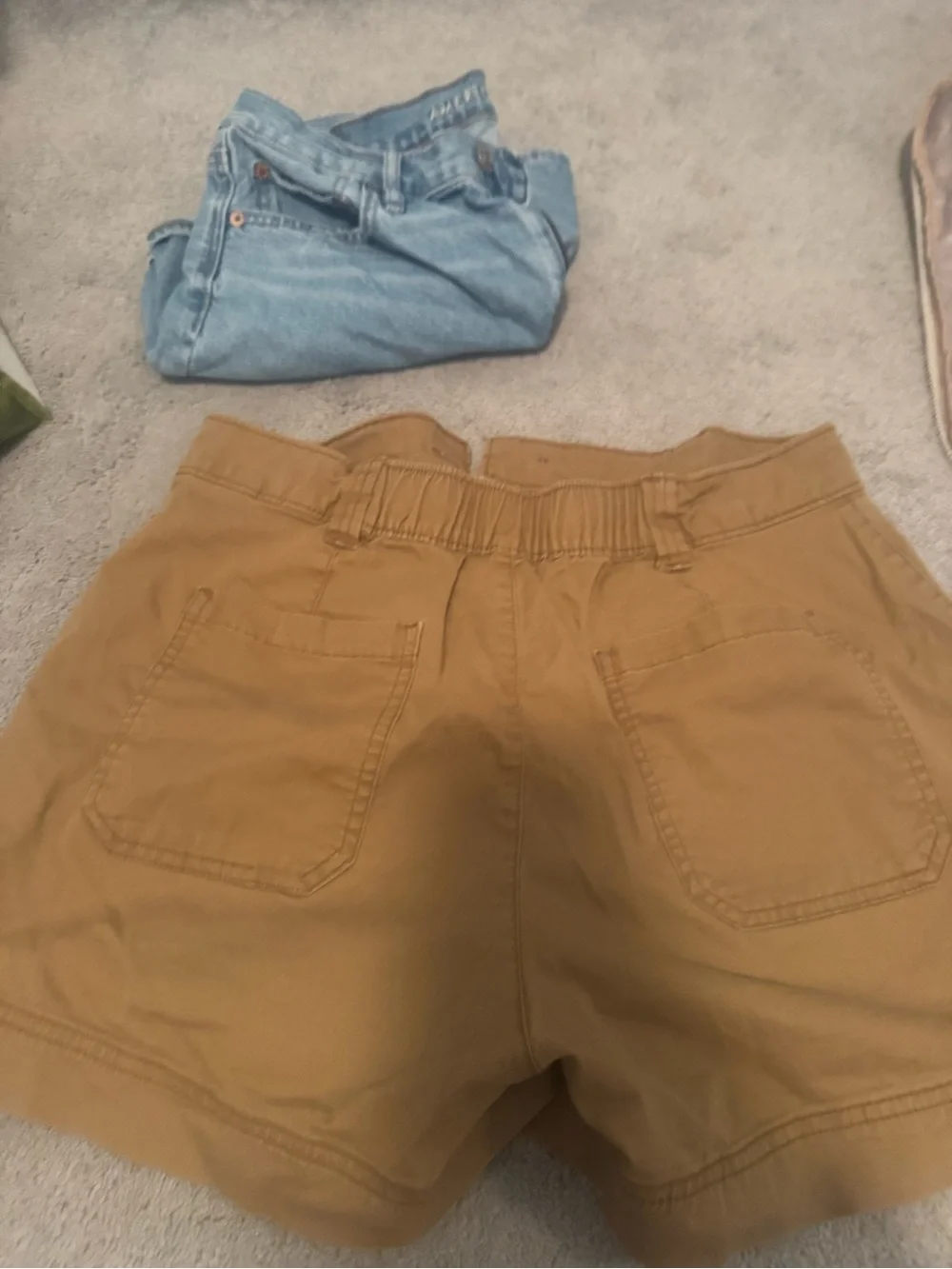 Old Navy Brown High-Waist Utility Cargo Shorts - Picture 2 of 2